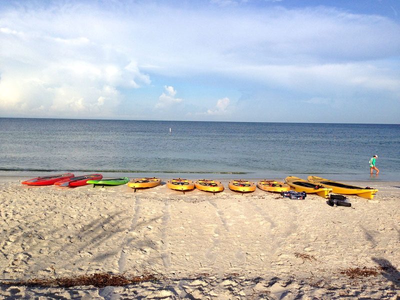 Rent-a-Stand-Up-Paddle-Board-Lovers-Key