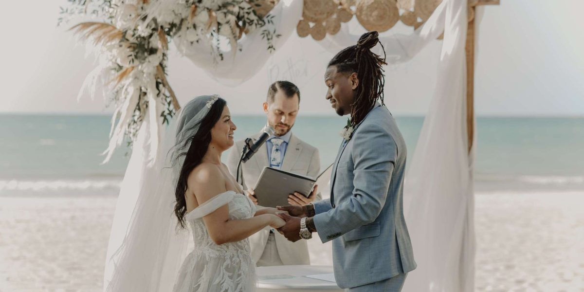 When Is the Best Time for a Florida Beach Wedding